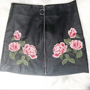 Jealous Tomato Embroidered Faux Leather Mini Skirt
